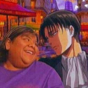 Meet your Posher, Adonaika